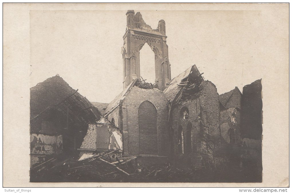 Cpa/pk 1918 Loo Lo-Reninge Kerk église Guerre Oorlog Schade FOTOKAART - Lo-Reninge