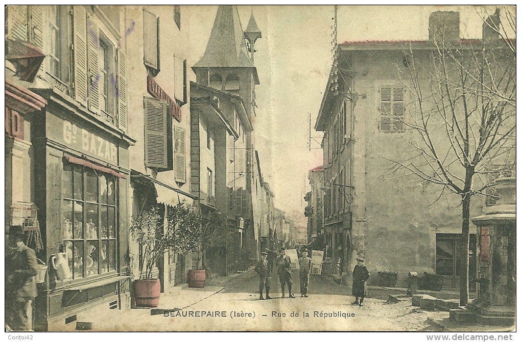 38 BEAUREPAIRE RUE DE LA REPUBLIQUE DEVANTURE BAZAR ISERE - Beaurepaire