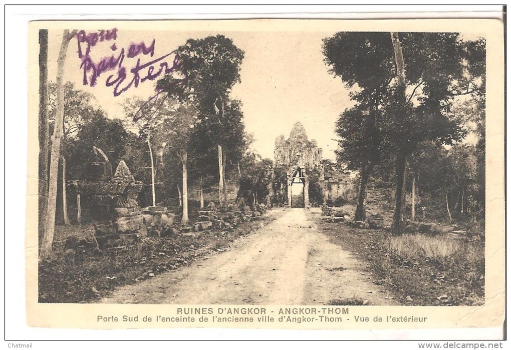 CAMBODGE - ANGKOR THOM - Porte Sud De L'ancienne Villed'Angkor Thom (vue De L'extérieur) - Cambodge