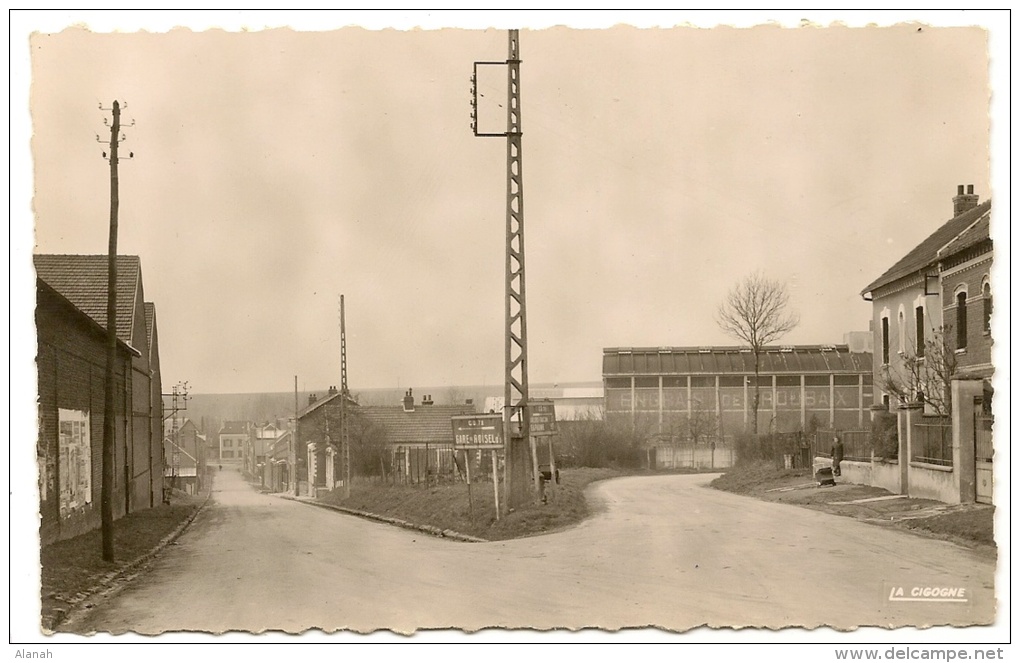 ROISEL Rare Rue Th. Barré & Rte De Villers Faucon (La Cigogne) Somme (80) - Roisel