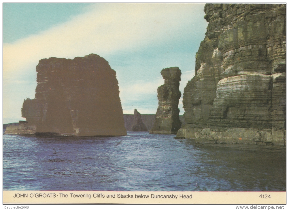 BT18258 John O Groats The Towering Cliffs And Stacks Below Duncansby Head   2 Scans - Caithness