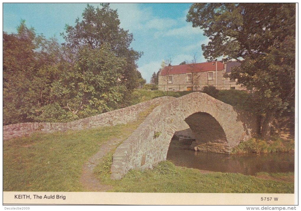 BT18268 Keith Athe Auld Brig    2 Scans - Moray