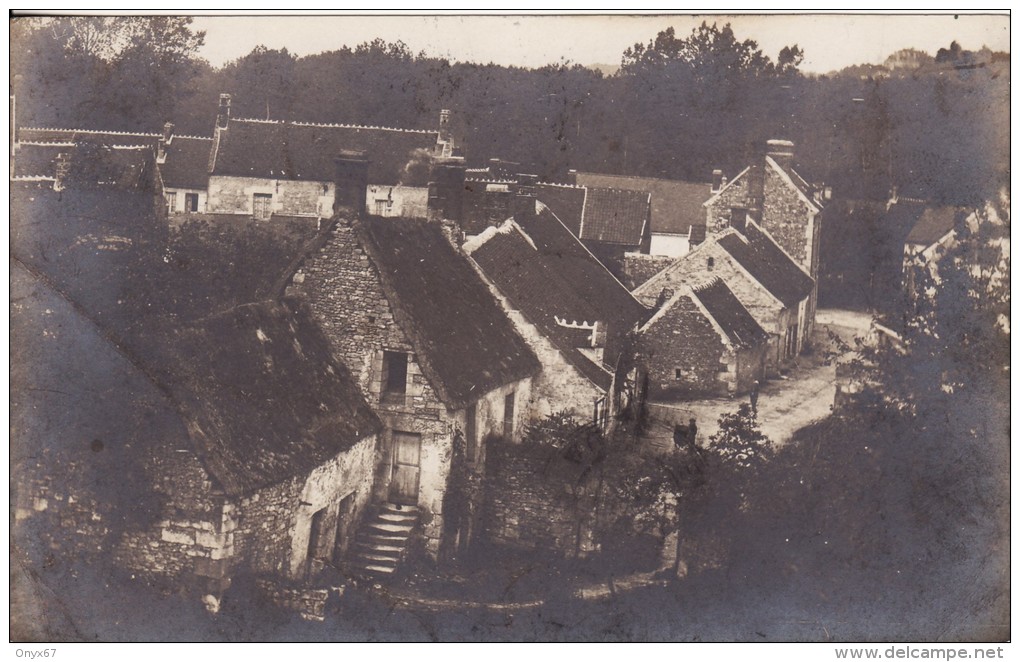 Carte Postale Photo CREPY En VALOIS  OU  ORROUY (Oise) ??  Habitations Dans Le Village - VOIR 2 SCANS - - Crepy En Valois