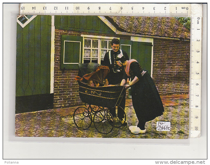 PO2467C# PAESI BASSI - HOLLAND - STAPHORST - COSTUMI TIPICI - CARROZZINA BEBE'   VG 1973 - Sonstige & Ohne Zuordnung