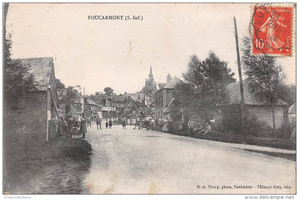 Foucarmont   76    Un Rue Du Village - Altri & Non Classificati