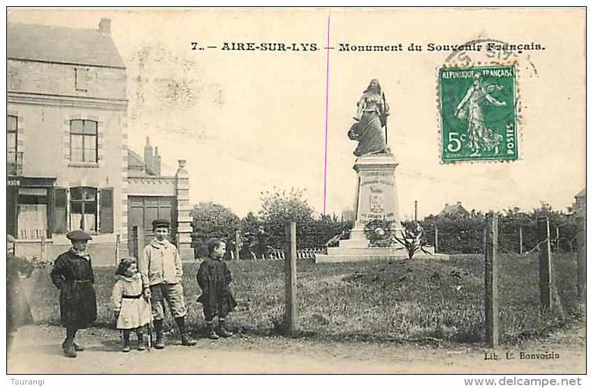 Nov13 44 : Aire-sur-la-Lys  -  Monument Du Souvenir Français - Aire Sur La Lys