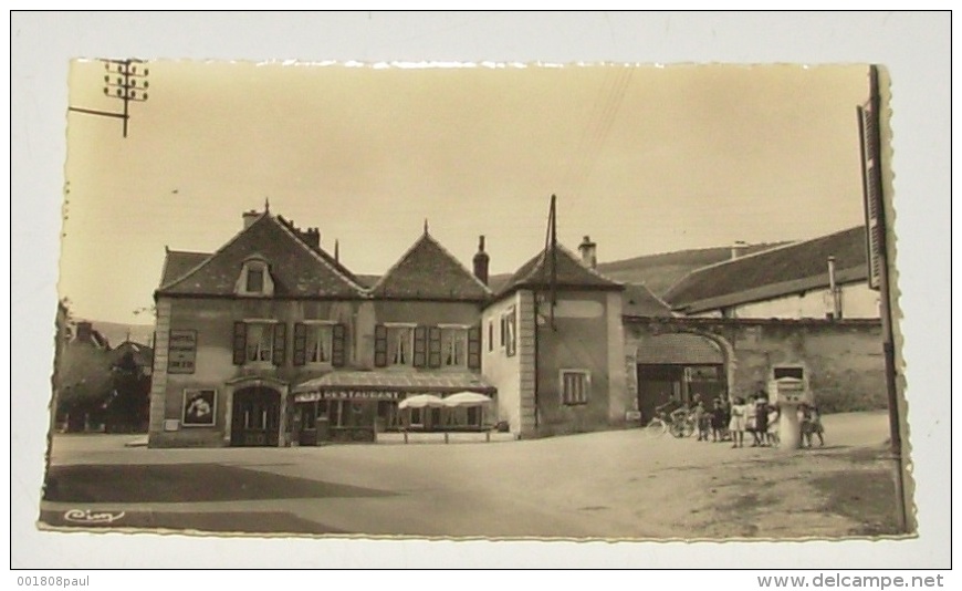 Santenay Les Bains - ( C. D´OR ) - L´hôtel Du Lion D´or ::: Animation - Restaurant - Commerce - Andere & Zonder Classificatie