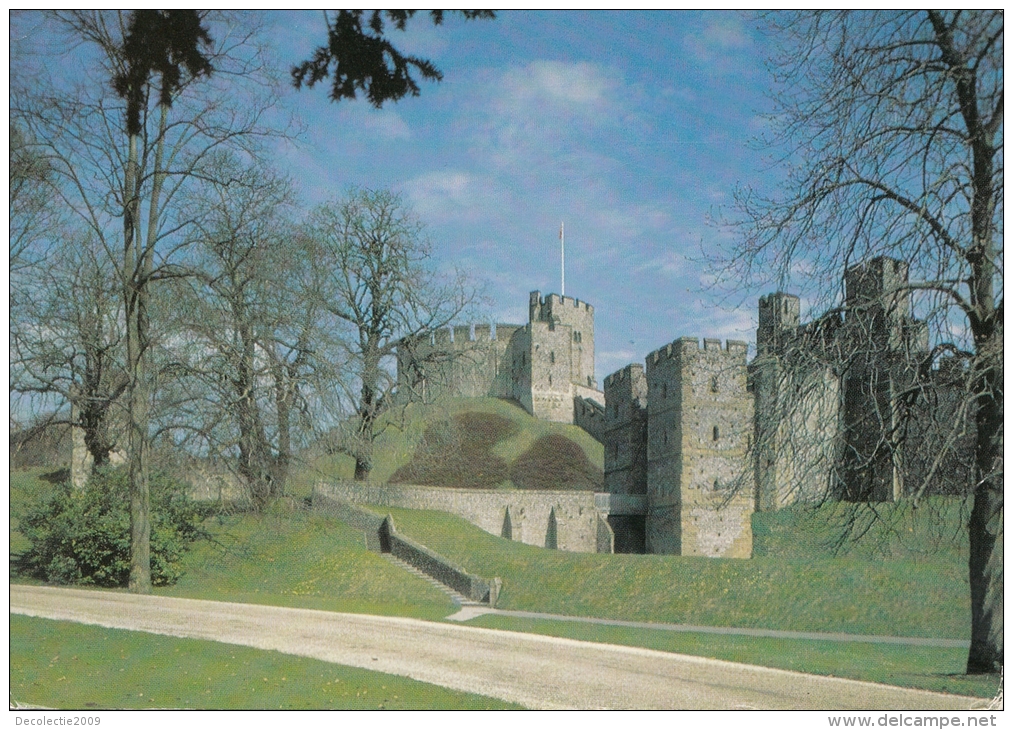 BT18542 Arundel Castle The Keep  2 Scans - Arundel