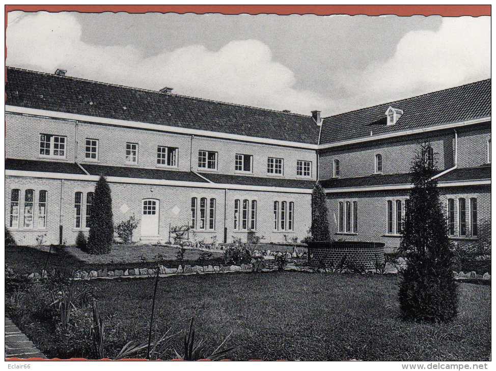 Beaumont - Couvent Des Soeurs Clarisses - LE JARDIN INTERIEUR Cpsm  Grd Format Année 1960 Edit NELS - Beaumont