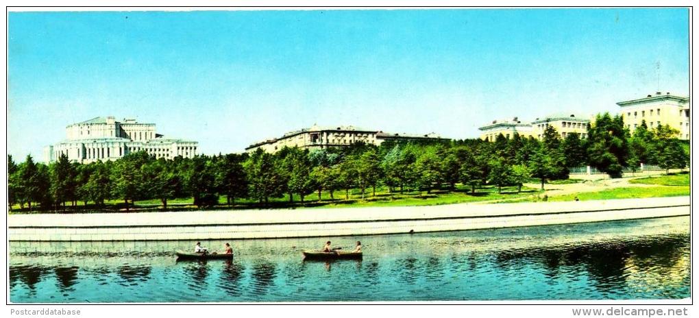 Minsk - The Svisloch River Embankment - & Panorama - Wit-Rusland