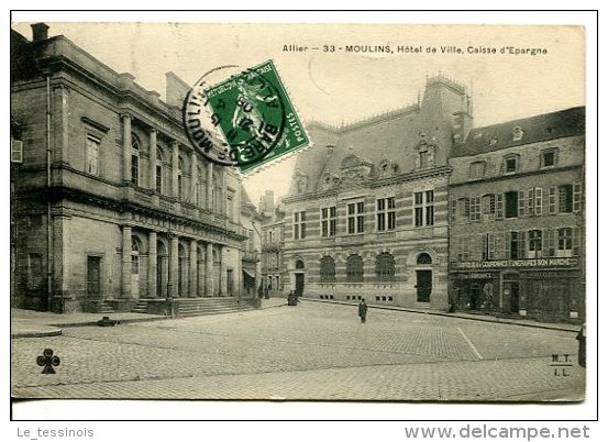 MOULINS (03) - L'Hôtel De Ville Et La Caisse D'Epargne - Moulins