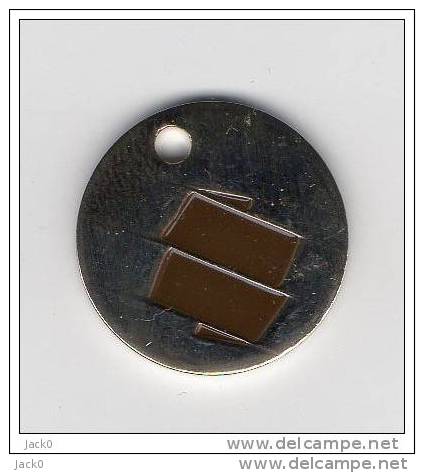 Jeton  De   Caddie  Argenté  Fond  Marron  Verso  Vierge - Trolley Token/Shopping Trolley Chip