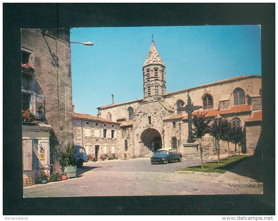 CPSM - Saugues (43) - Eglise Paroissiale ( Voiture Citroen DS Publicité Banania Sur Le Volet Ed. Rocher) - Saugues