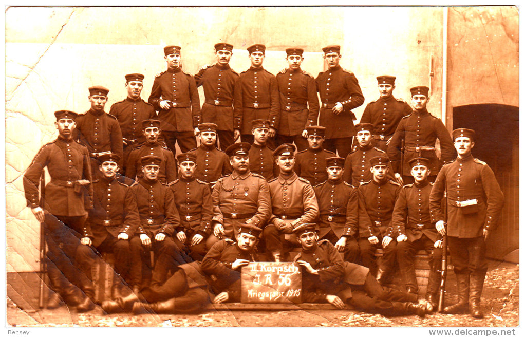 Geurre 1914 - 1918 , Groupe De Militaire , Soldats Et Officier , 14 Infanterie Divi. Regiment 56 , 1915 - War 1914-18
