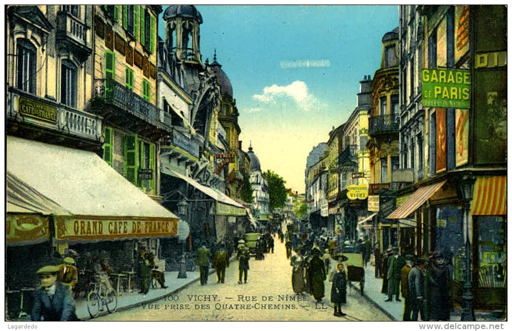 100 VICHY RUE DE NIMES VUE PRISE DES QUATRE CHEMINS - Vichy