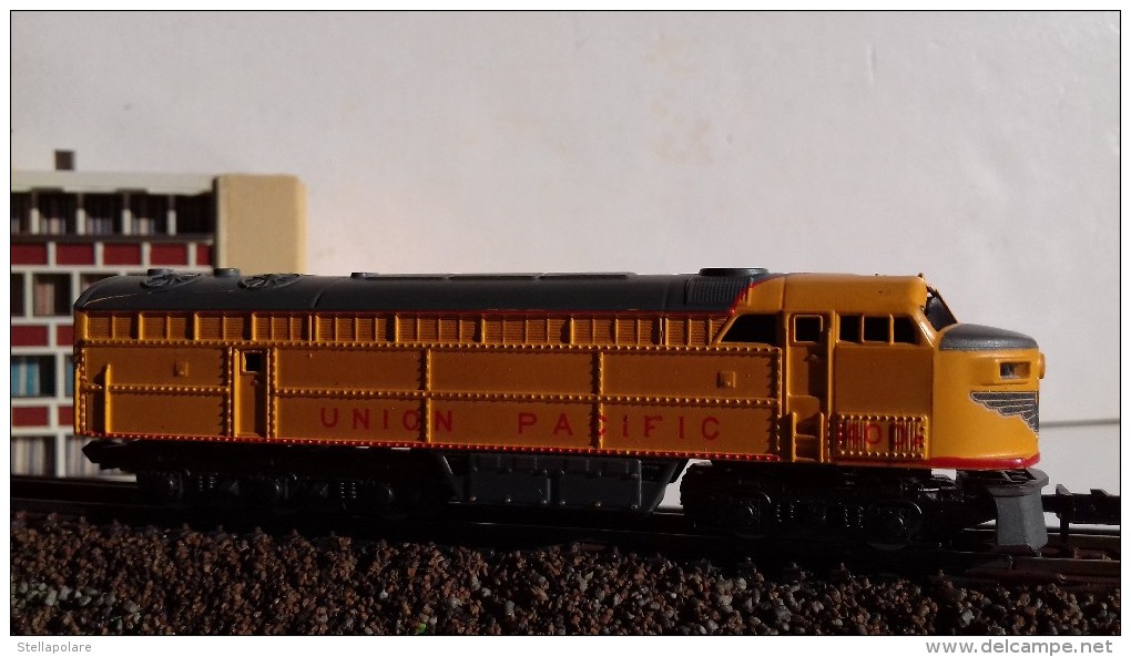 RIVAROSSI ATLAS 2122 N Scale VINTAGE UNION PACIFIC Loco Diesel Fairbanks Morse C Liner - In Original Box - Locomotives