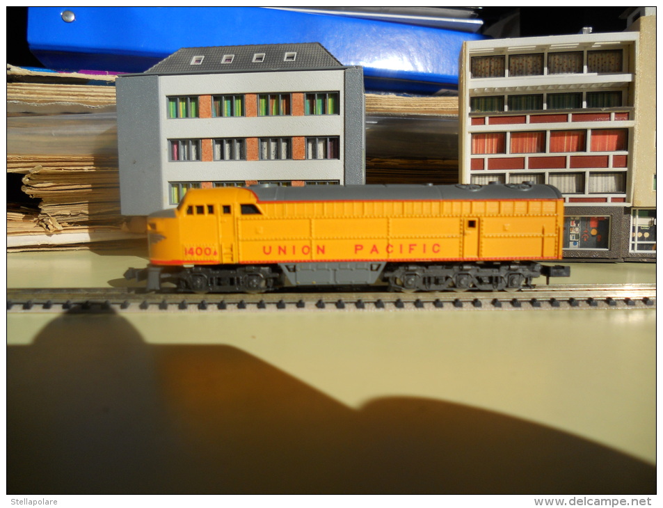 RIVAROSSI ATLAS 2122 N Scale VINTAGE UNION PACIFIC Loco Diesel Fairbanks Morse C Liner - In Original Box - Locomotieven