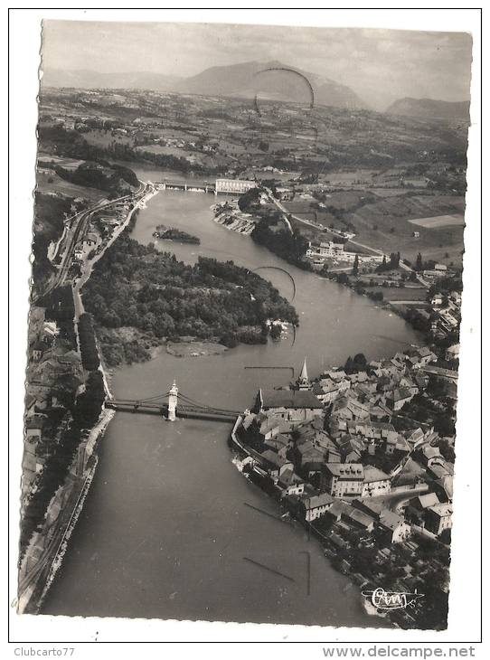 Seyssel (01) :  : Vue Aérienne Générale Au Niveau Du Pont Unissant Les 2 Seyssels  En 1953  GF. - Seyssel