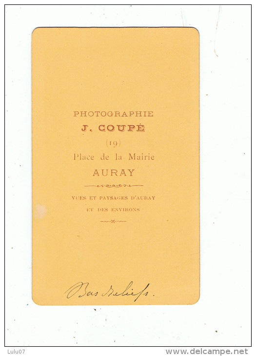 Photo  Cartonnée  Religieuse       J  Coupé - Ancianas (antes De 1900)