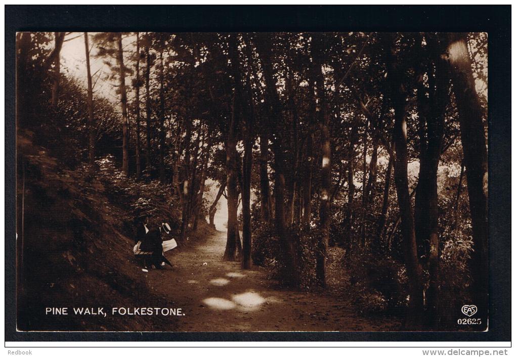 RB 957 - Early Real Photo Postcard -  Couple On Bench - Pine Walk - Folkestone Kent - Folkestone