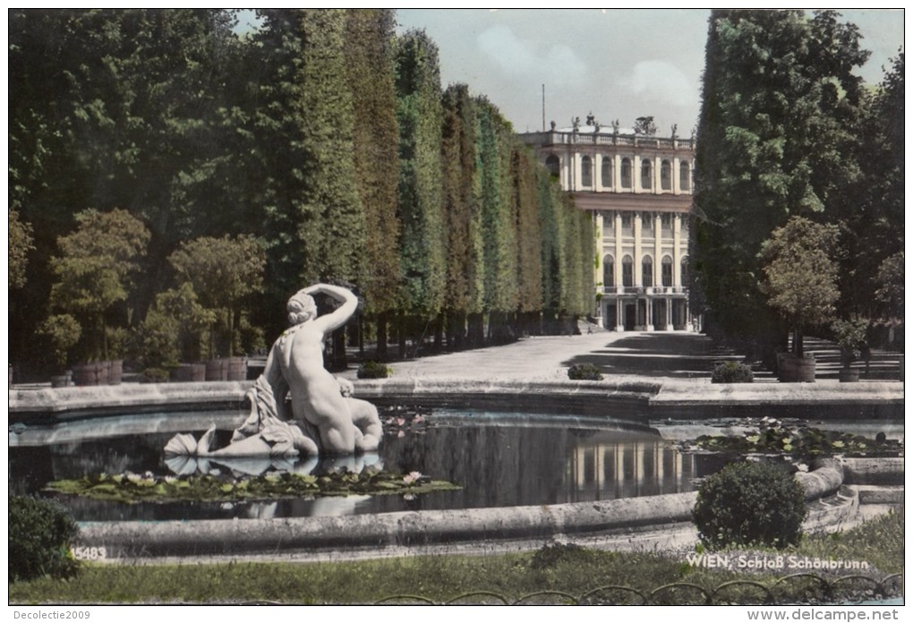 BT19226 Vienna Schonbrunn Castle   2 Scans - Château De Schönbrunn