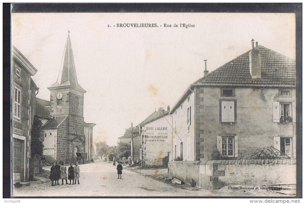 BROUVELIEURES . Rue De L'Eglise . - Brouvelieures