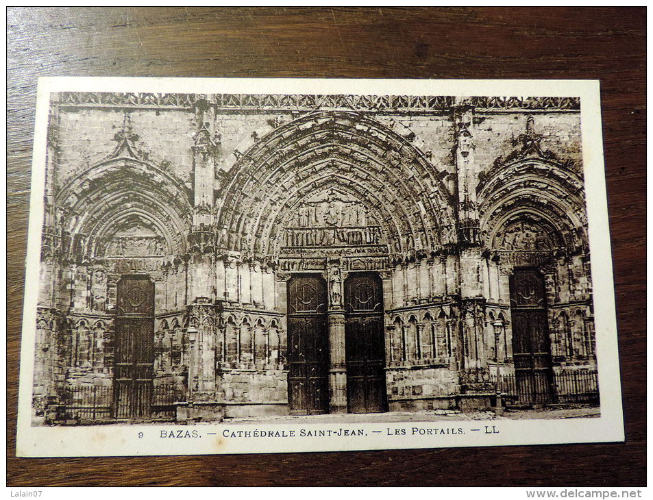 Carte Postale Ancienne : BAZAS : Les Portails De La Cathédrale Saint-Jean - Bazas