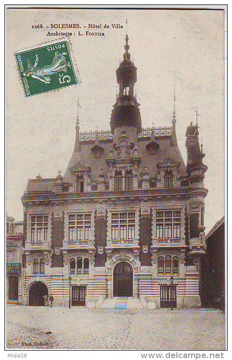 59. SOLESMES . L'HOTEL DE VILLE . ARCHITECTE L. FORTIER . Editions DELSART - Solesmes