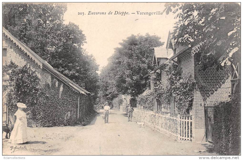 Varengeville      76    Une Rue - Varengeville Sur Mer