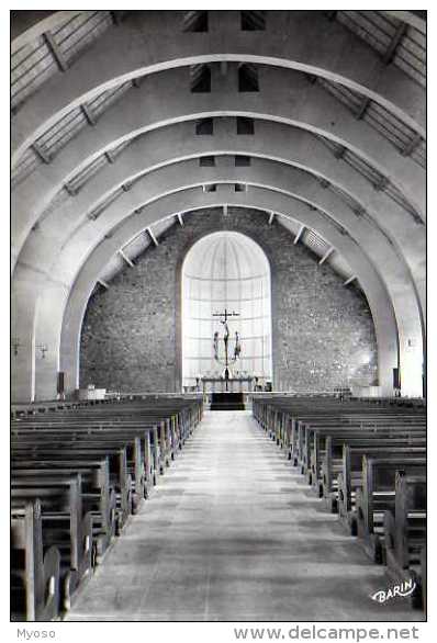 88 GERARDMER Interieur De La Nouvelle Eglise Reconstruite En 1954 - Fresse Sur Moselle