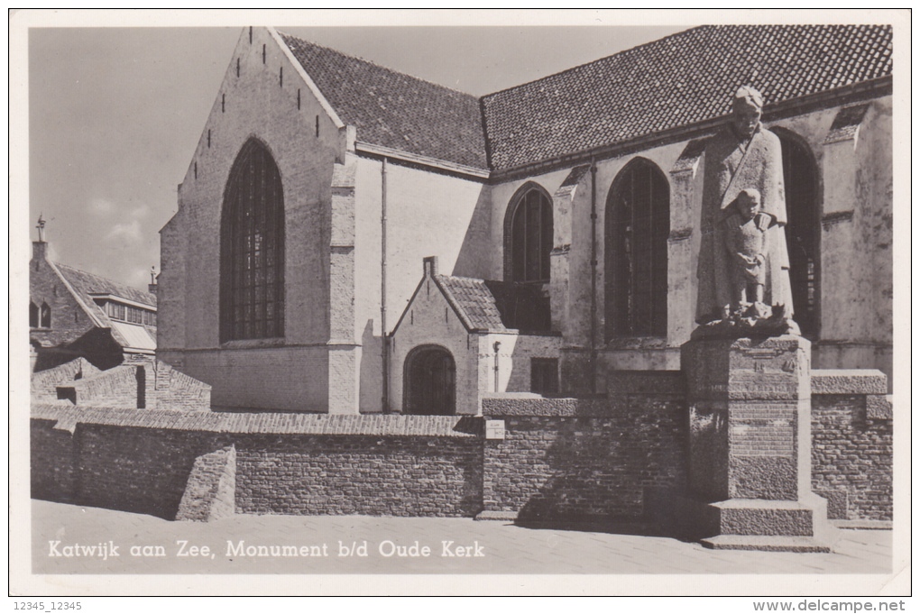 Katwijk Aan Zee, Monument B/d Oude Kerk - Katwijk (aan Zee)