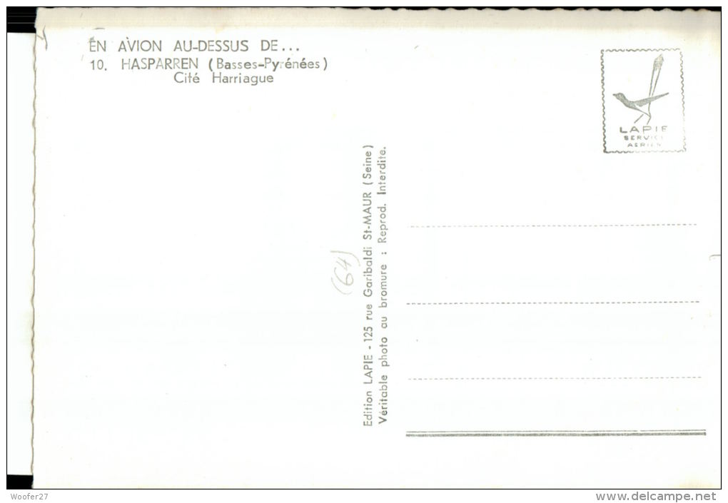 CPSM  HASPARREN    Le Village  Avec La Cité Harriague   Et Ses Environs Vu Du Ciel - Hasparren