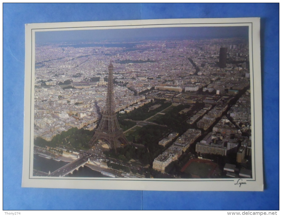 75-PARIS La Tour Eiffel Et Champ De Mars - Tour Eiffel