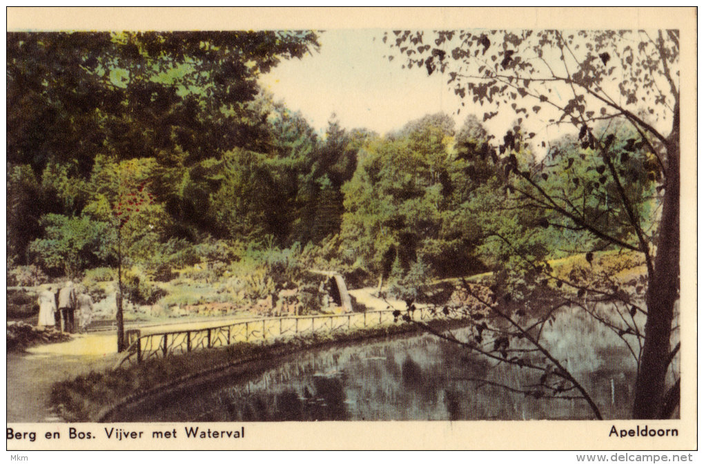 Berg En Bos Vijver Met Waterval - Apeldoorn