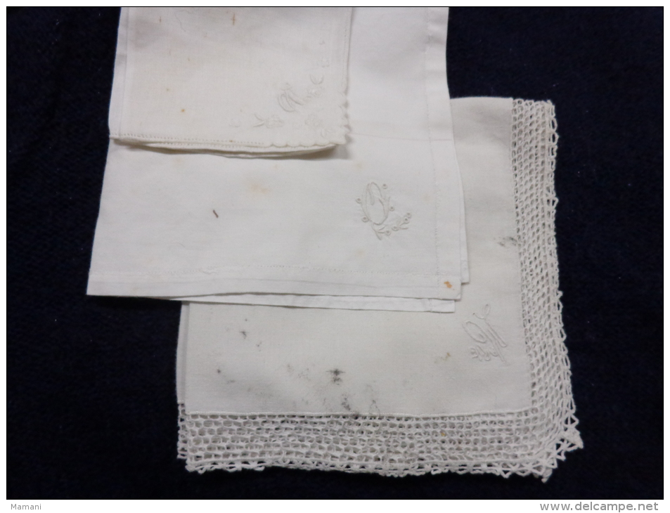 Lot De 3 Mouchoirs -MARIE-monogramme O Et CA.-- - Handkerchiefs