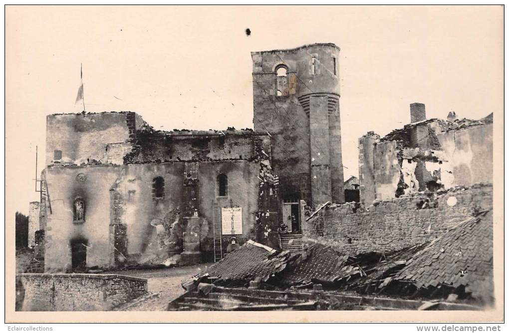 Oradour sur Glane   87  Ensemble de 7 photos  Edité par l'Association des familles des Martyrs (voir scan)