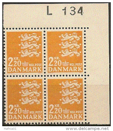 Czeslaw Slania. Denmark 1967. Coat Of Arms. Michel 461 Plate-block MNH. - Ungebraucht