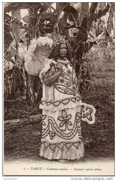 TAHITI Femme En Costume Ancien Gros Plan - Polynésie Française