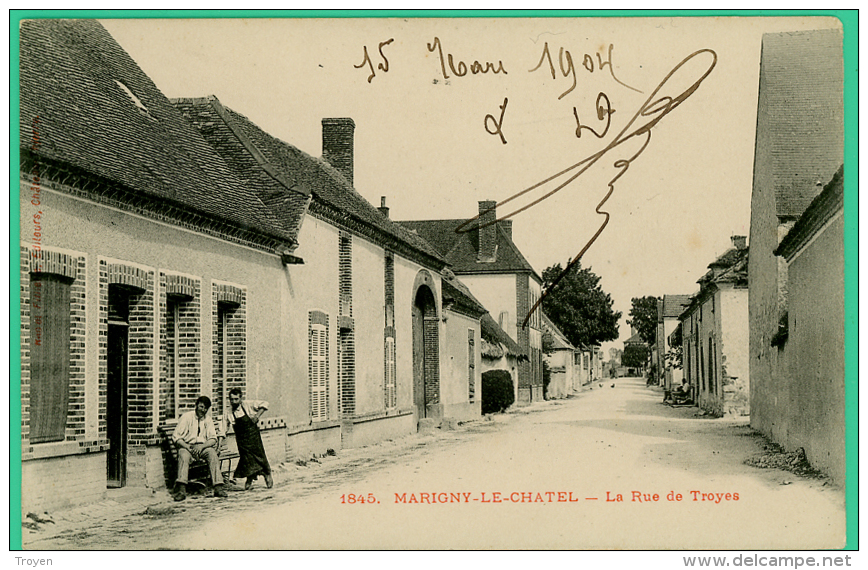 Marigny Le Chatel  -  Aube -  Rue De Troyes - Animée - Nogent-sur-Seine