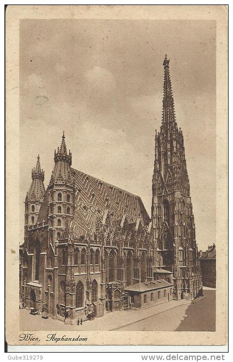 AUSTRIA  – VINTAGE POSTCARD WIEN – STEPHANSDOM – WRITTEN ON BACK – NOT MAILED – NOT  SHINING – ANIMATED REPOS3079 B.K. W - Stephansplatz