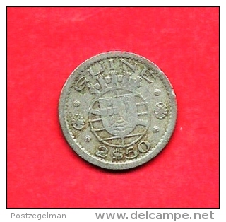 GUINE (Portugees) , 1952, Circulated Coin, 2,5 Escudos, Copper Nickel, Km9, C1614 - Andere - Afrika