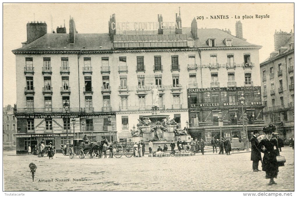 CPA  44 NANTES LA PLACE ROYALE état Impeccable - Nantes