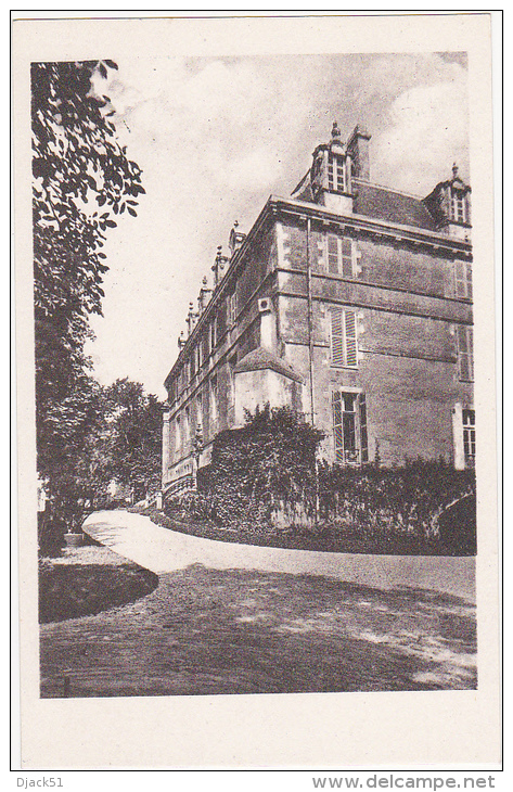 85 - Château De St-MICHEL-en-l'HERM (Vendée) 1685 - Saint Michel En L'Herm