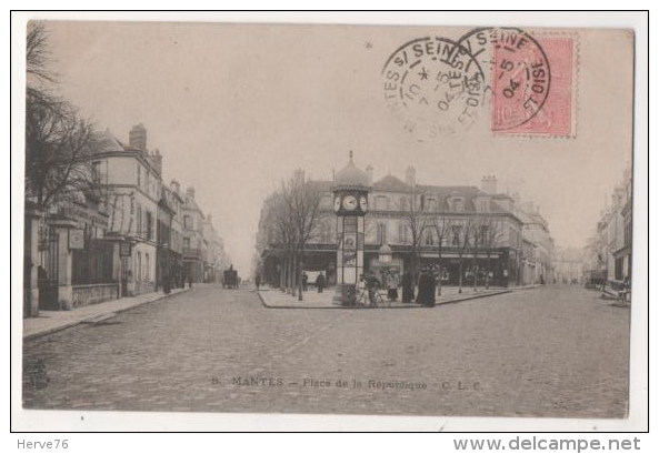 MANTES - Place De La République - Mantes La Ville