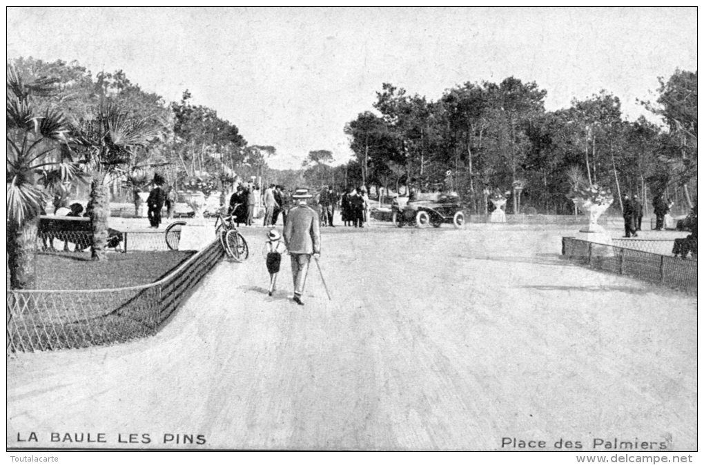 CPA 44 LA BAULE LES PINS PLACE DES PALMIERS 1926 - La Baule-Escoublac