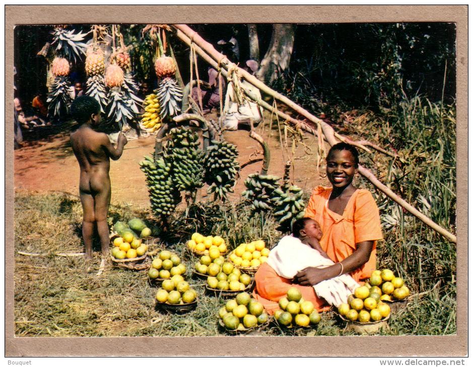 AFRIQUE EN COULEURS - CPM - 3477 - MARCHANDE DE FRUITS - FEMME - éditeur HOA-QUI - Non Classés