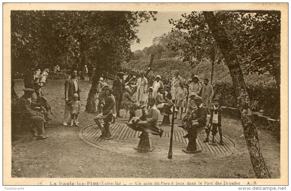 CPA 44 LA BAULE LES PINS UN COIN DU PARC A JEUX DANS LE PARC DES DRYADES - La Baule-Escoublac