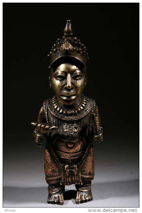 Art Africain Guerrier Du Royaume D´Ifé En Bronze - Art Africain