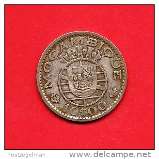 MOZAMBIQUE 1952 ,circulated Coin , 10 Escudos, 0.650 Silver, Km79, C1684 - Mozambique