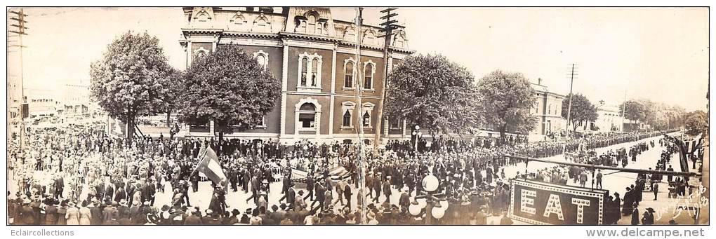 Angleterre   A Localisé   Parade   ( Carte Panoramique ) - Autres & Non Classés